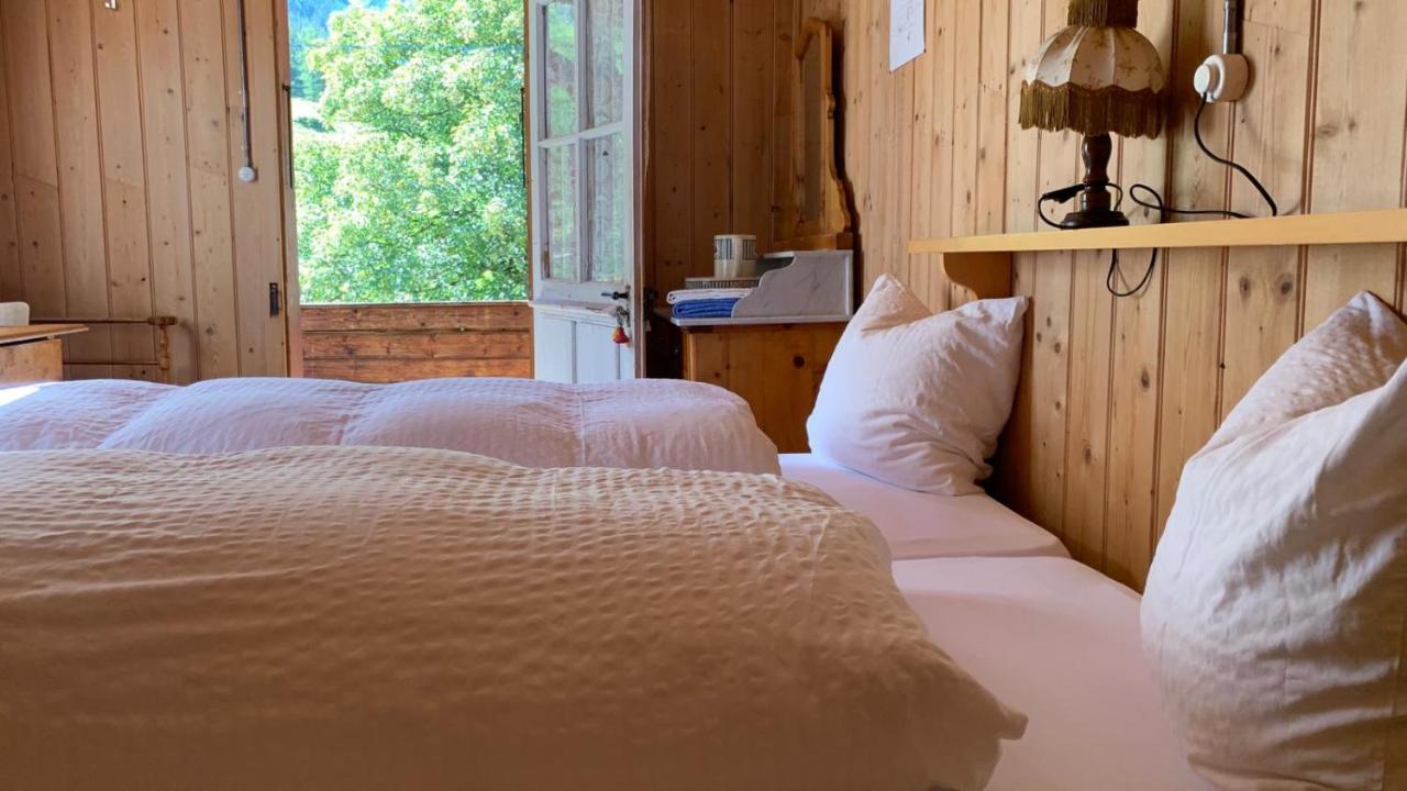 Hotel Berghaus Iffigenalp à Lenk im Simmental Extérieur photo