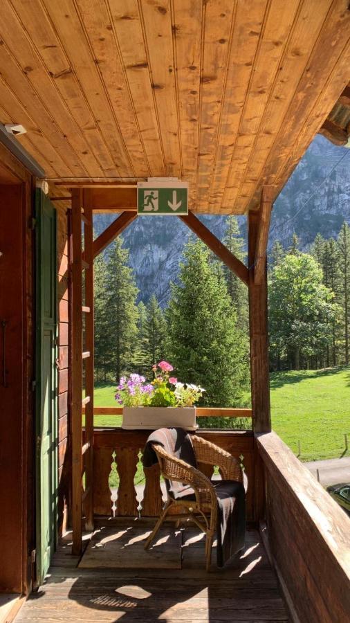 Hotel Berghaus Iffigenalp à Lenk im Simmental Extérieur photo